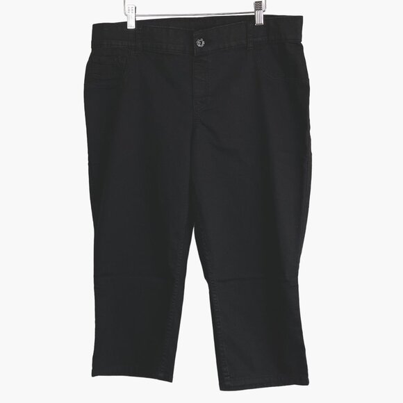 Lane Bryant Women's Black Capri Pants Size 18 Pull On Cotton Blend VGUC - Picture 1 of 12